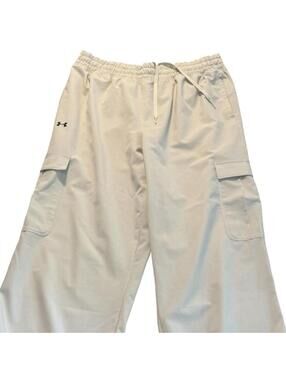 Under Armour Beige Joggers Size L